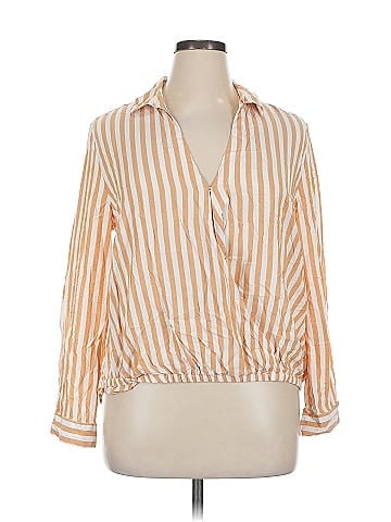 BeachLunchLounge 3/4 Sleeve Button-Down Shirt (view 1)