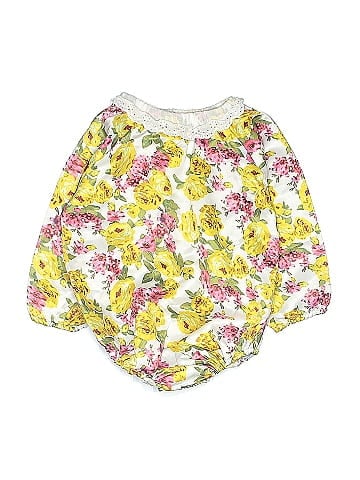 Vogue Fashion Long Sleeve Onesie (view 1)