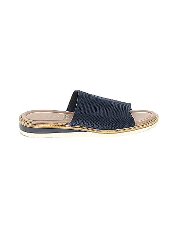 Kelly & Katie Sandals (view 1)