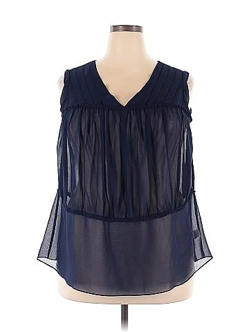 G.I.L.I. Sleeveless Blouse (view 1)