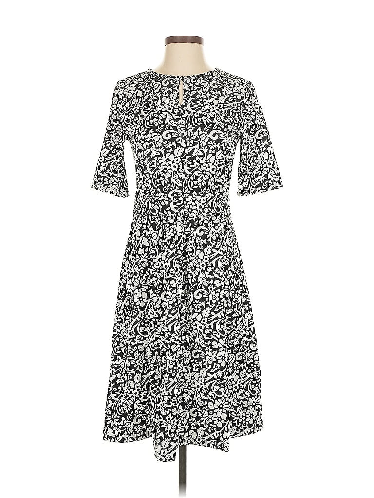 Click to view more detailed imagery on our partner's website Pre-owned Lands' End Casual Dress In Gray