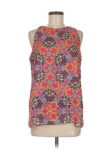 Kenar Sleeveless Blouse (view 1)