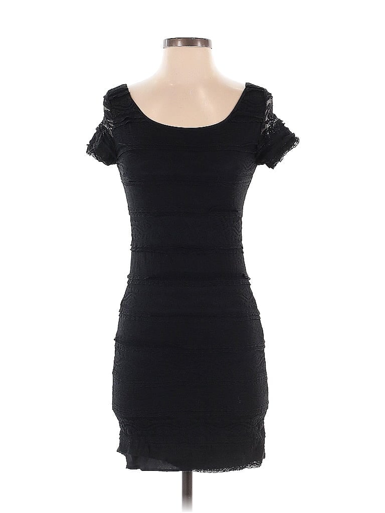 Pre-owned Soprano Cocktail Dress In Black
