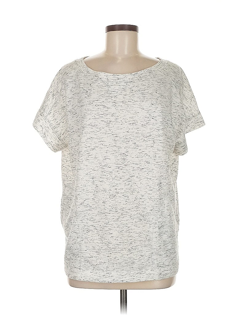 Pre-owned Max Studio Short Sleeve T-shirt In Silver