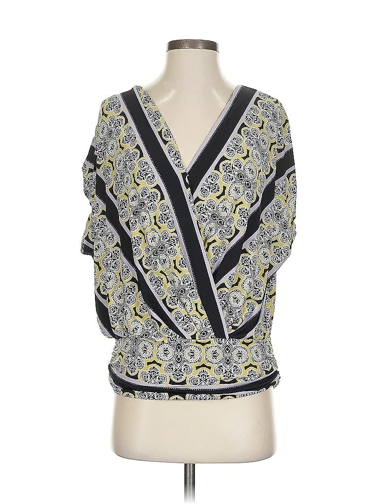 Click to view more detailed imagery on our partner's website Pre-owned New York And Company 3/4 Sleeve Blouse In Yellow