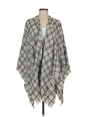 Modena Poncho (view 1)