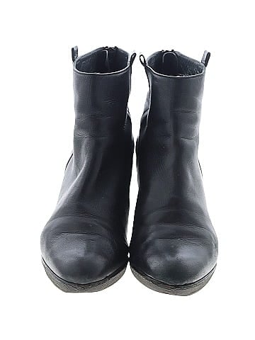 Stuart Weitzman Ankle Boots (view 2)