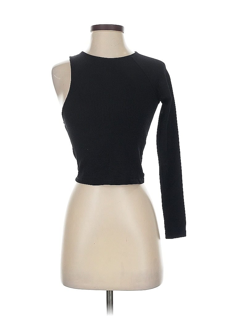 Click to view more detailed imagery on our partner's website Pre-owned Zara Cardigan Sweater In Black