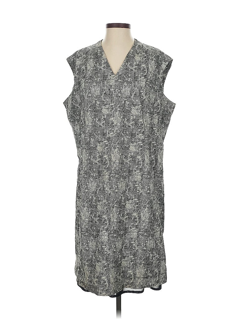 Pre-owned Mm. Lafleur Casual Dress In Gray