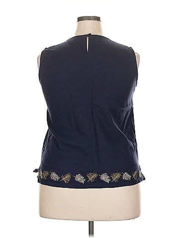 Sag Harbor Sleeveless Top (view 2)