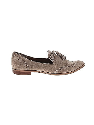 Crown Vintage Flats (view 1)