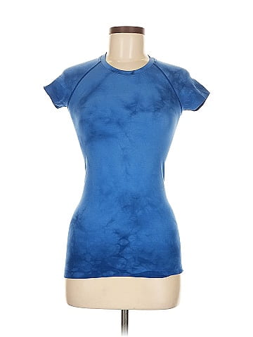 Lululemon Athletica Short Sleeve T-Shirt (view 1)