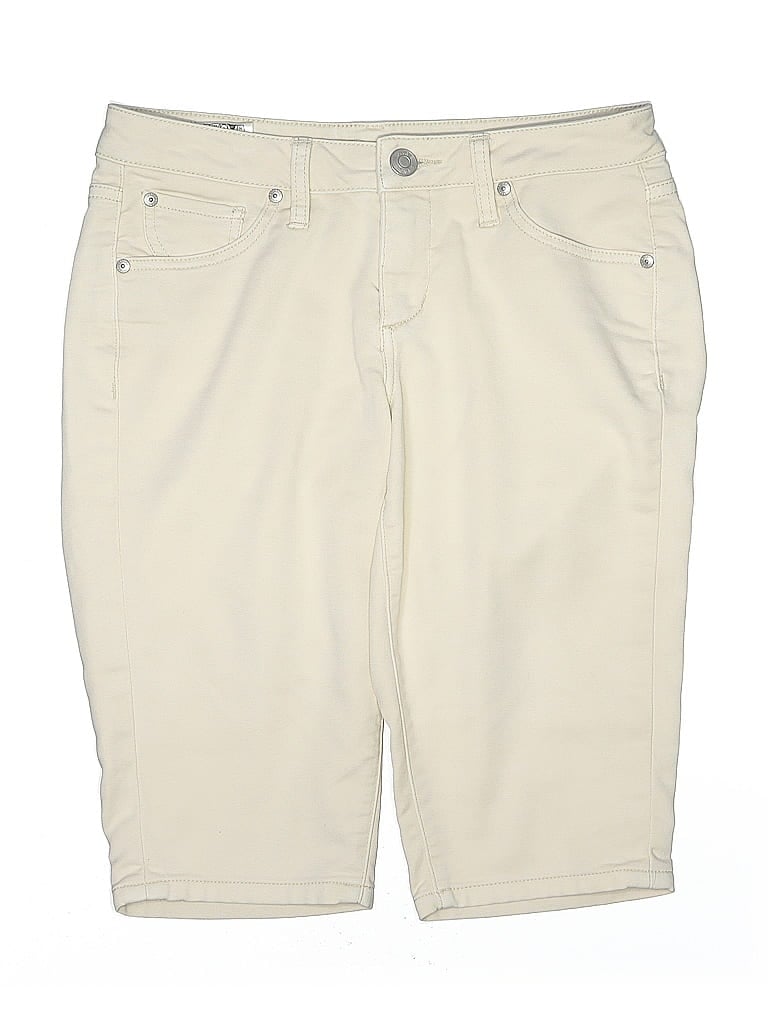 Click to view more detailed imagery on our partner's website Pre-owned Jag Jeans Khaki Shorts In White
