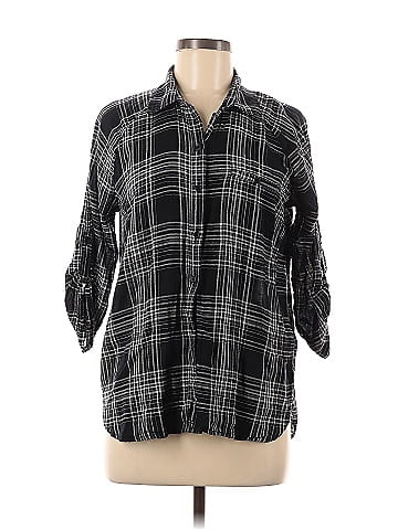 Attention 3/4 Sleeve Button-Down Shirt (view 1)