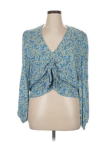 Scoop 3/4 Sleeve Blouse (view 1)