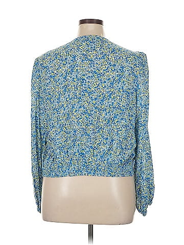 Scoop 3/4 Sleeve Blouse (view 2)