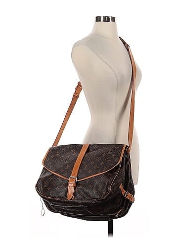 Louis Vuitton Vintage Monogram Canvas Saumur 35 Messenger Bag (view 2)