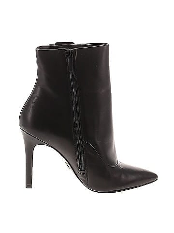 Pour La Victoire Ankle Boots (view 1)