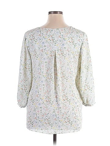 Violet & Claire 3/4 Sleeve Blouse (view 2)