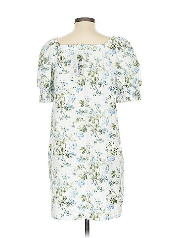Crown & Ivy Casual Dress (view 2)