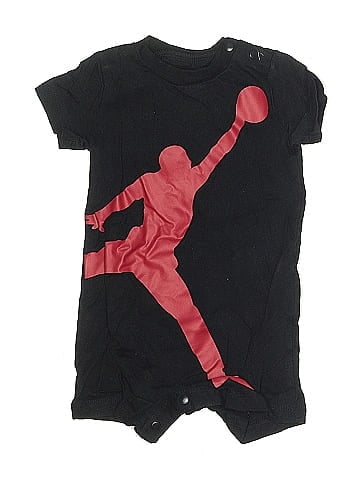 Air Jordan Short Sleeve T-Shirt (view 1)