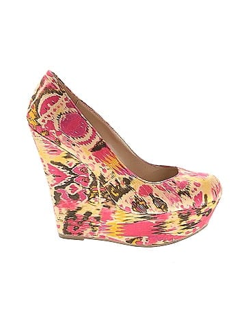 Breckelle's Wedges (view 1)