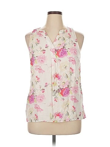 Ava Christine Sleeveless Blouse (view 1)