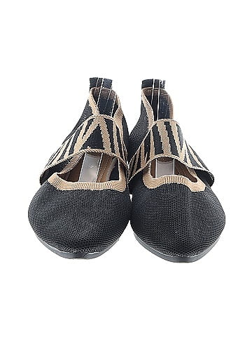 Unbranded Flats (view 2)