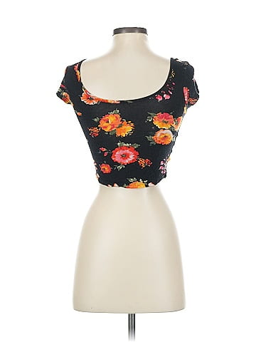 Full Tilt Short Sleeve Top (view 2)