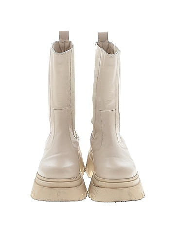 ALOHAS Boots (view 2)