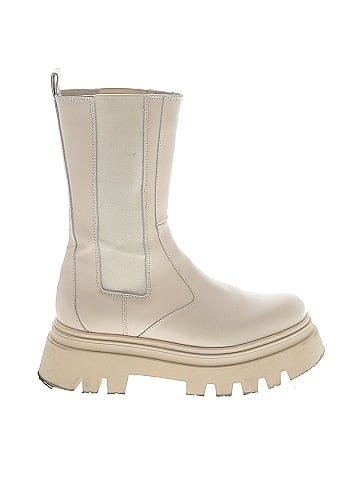 ALOHAS Boots (view 1)