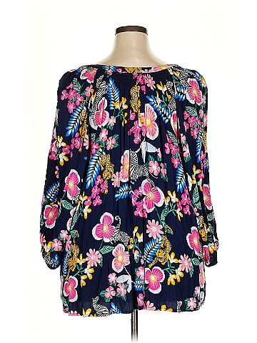 Crown & Ivy 3/4 Sleeve Blouse (view 2)