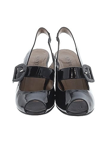 Anyi Lu Heels (view 2)