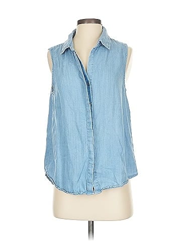 Velvet Heart Sleeveless Button-Down Shirt (view 1)