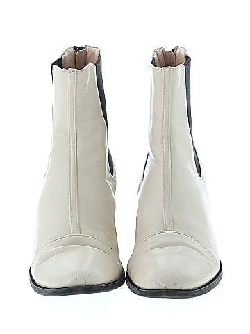 Journee Collection Ankle Boots (view 2)