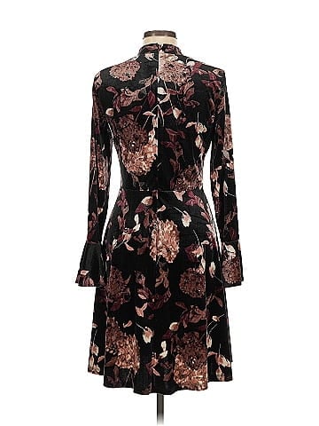 Ivanka Trump Casual Dress (view 2)