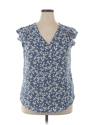 Fun2Fun Sleeveless Blouse (view 1)