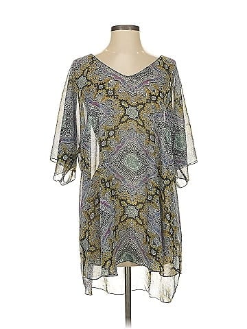 O'Neill 3/4 Sleeve Blouse (view 1)