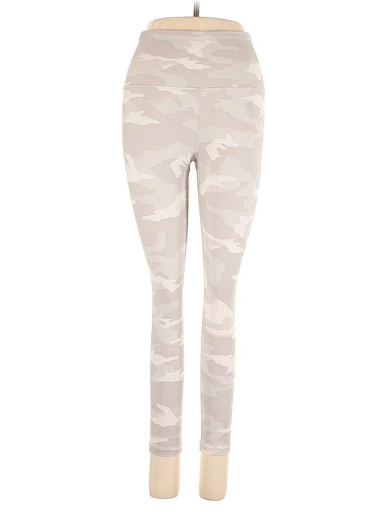 Click to view more detailed imagery on our partner's website Pre-owned Athleta Active Pants In White