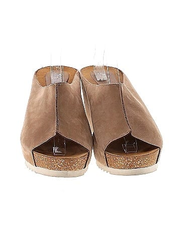 Anyi Lu Wedges (view 2)