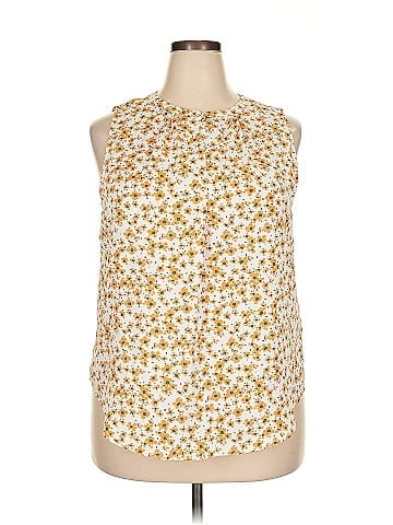 Fun2Fun Sleeveless Blouse (view 1)