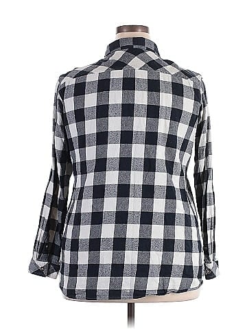 Natural Reflections Long Sleeve Button-Down Shirt (view 2)
