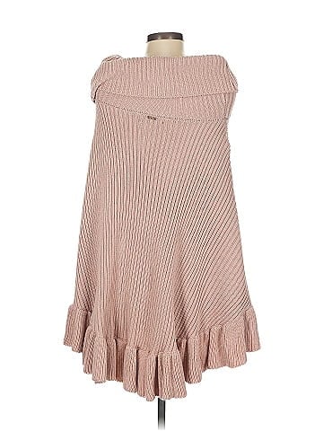 Ivanka Trump Poncho (view 2)