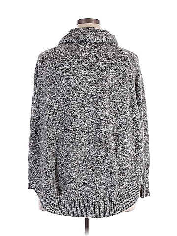 Leo & Nicole Pullover Sweater (view 2)