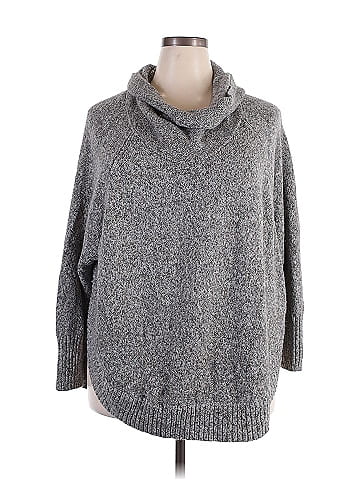 Leo & Nicole Pullover Sweater (view 1)