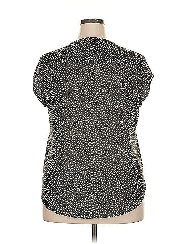 Fun2Fun Short Sleeve Blouse (view 2)