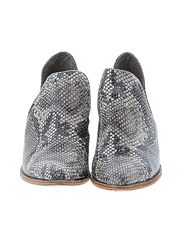 Chinese Laundry Ankle Boots (view 2)