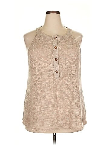 Gilli Sleeveless Top (view 1)
