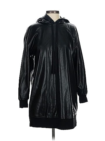 Alice + Olivia Casual Dress (view 1)