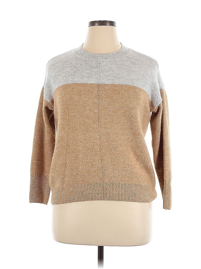 Pre-owned Vince Camuto Pullover Sweater In Brown
